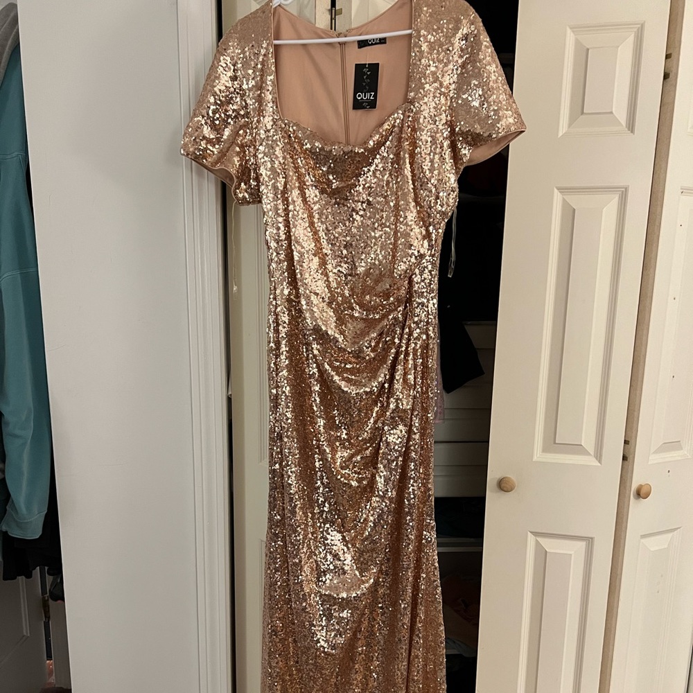 Formal plus size gold sequin Dress size 18